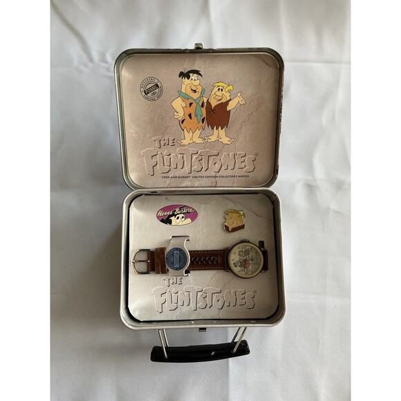 The Flintstones Fossil Watch 1993 Vintage With Tin And Barney Pin - Picture 2 of 15